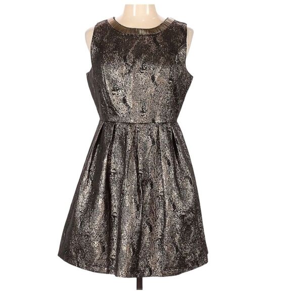 Romeo & Juliet Couture Gold Mini Dress - Picture 2 of 12